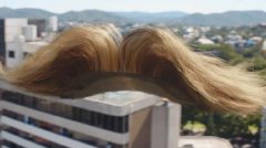 日本ems-維珍澳大利亞航空創(chuàng)意廣告，看完你會(huì)羨慕一頂假發(fā)