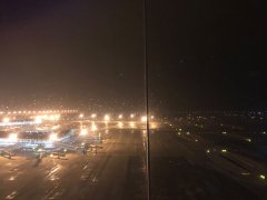 空運價格表-北京兩場遭遇四種特殊天氣 華北空管護航抗疫航班大風中起飛（附