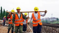 哈薩克斯坦的空運(yùn)-金溫線加緊修建杭州東鐵路運(yùn)梁通道