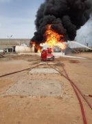 停場中的阿拉伯航空一架A320和一架A330嚴重損毀
-國際海運公司